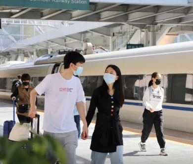 2022年铁路暑运开启！桂林火车站预计发送旅客255万人次，最高发送日为8月13日…