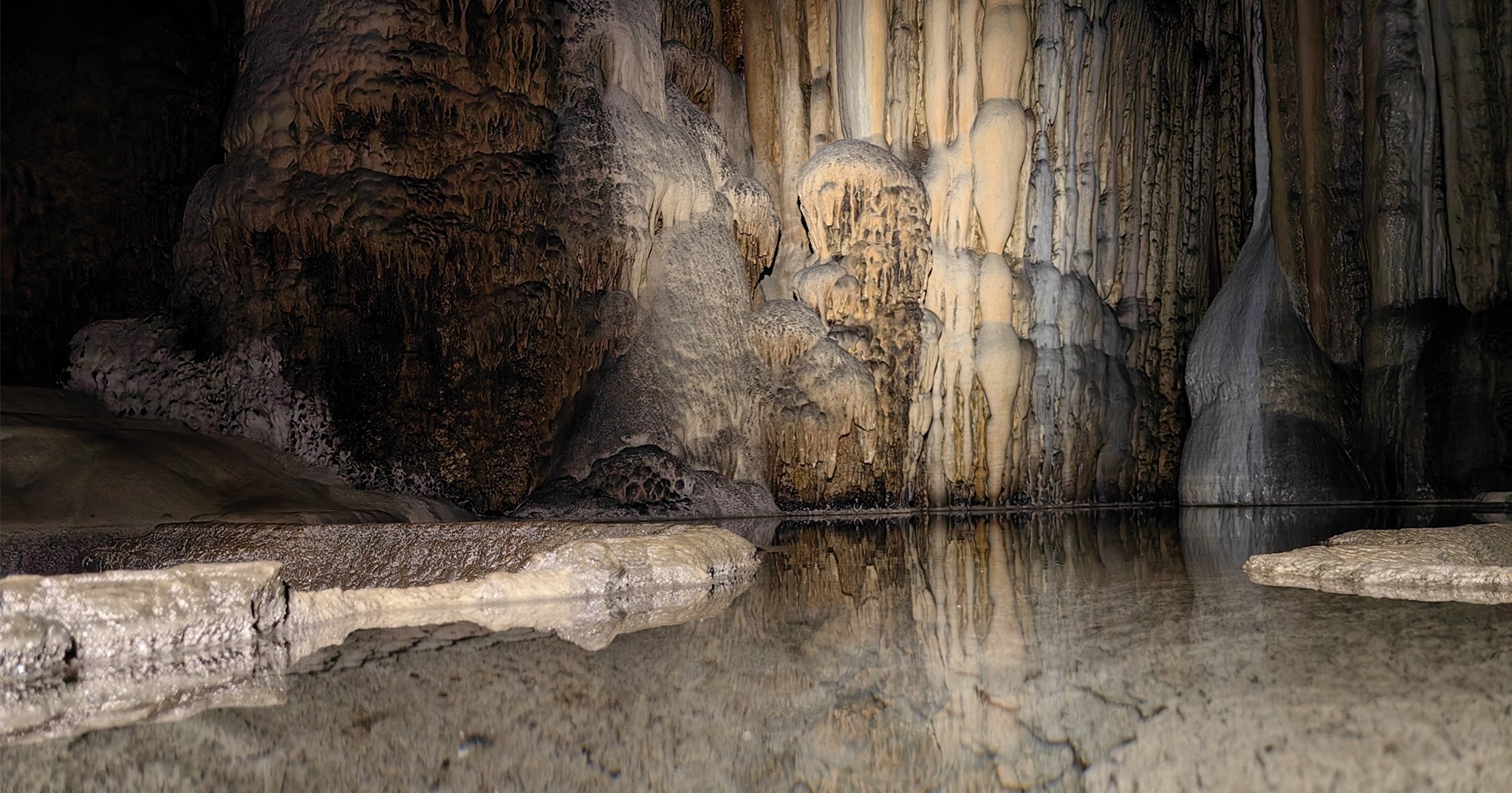 探秘“亞洲地下洞穴之最”平樂朝天巖溶洞奇觀