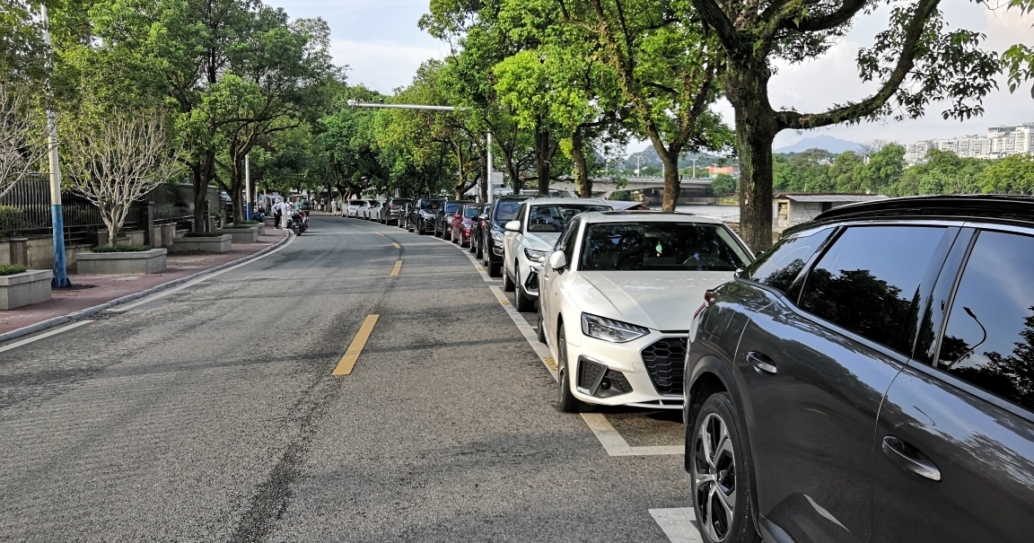 安新南路漓江邊  智慧停車(chē)已建好