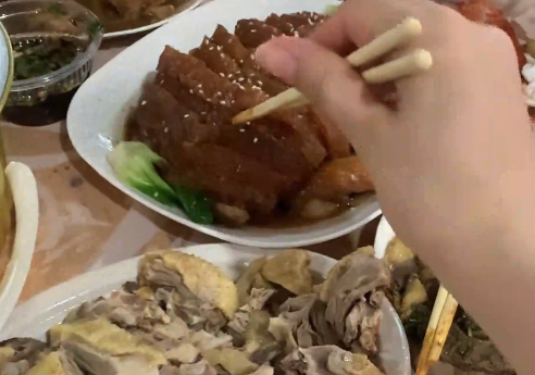 出去吃都沒這個味道！廣西肥而不膩的扣肉真的很好吃！